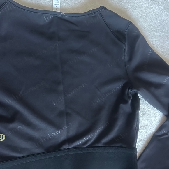 Lululemon Athletica Black Long Sleeve Crop Top - Picture 5 of 6
